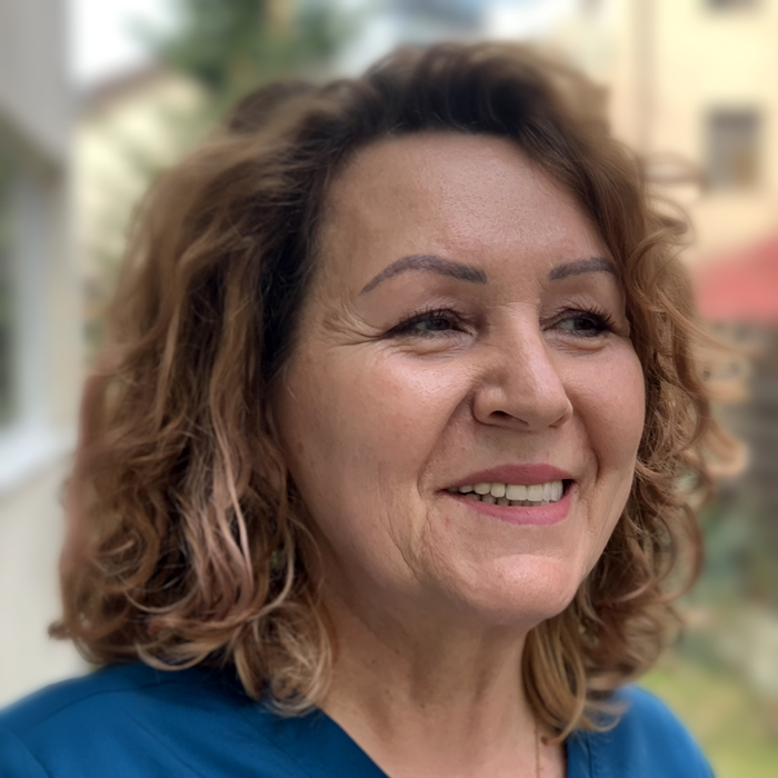 Dr Viorica Tansanu
